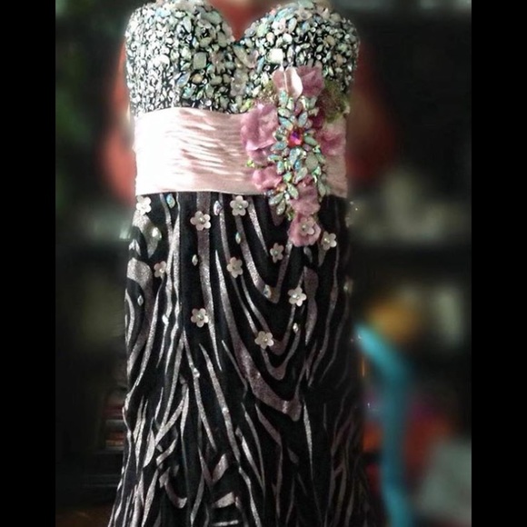 Zebra Prom Dress - Picture 5 of 6